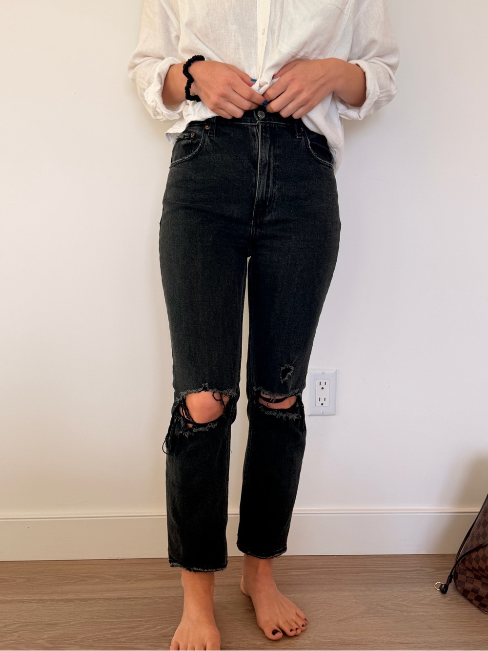 High-Rise Black Distressed Women's Jeans - A&F